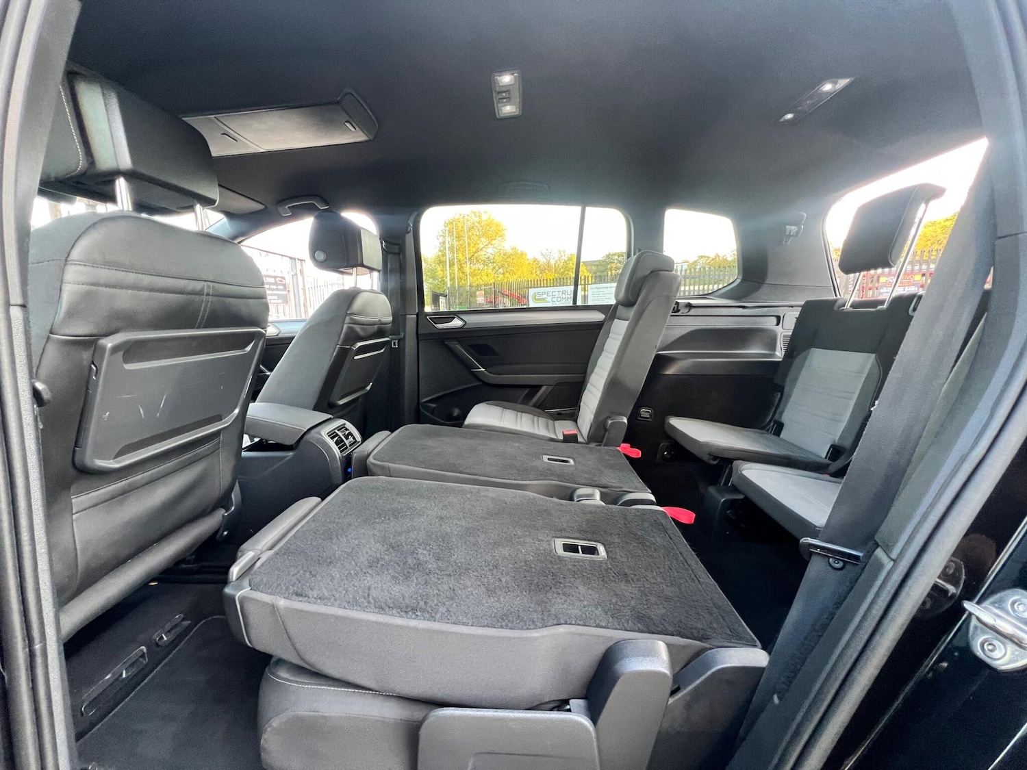 Used Volkswagen Touran for sale - 76409631: Photo 78