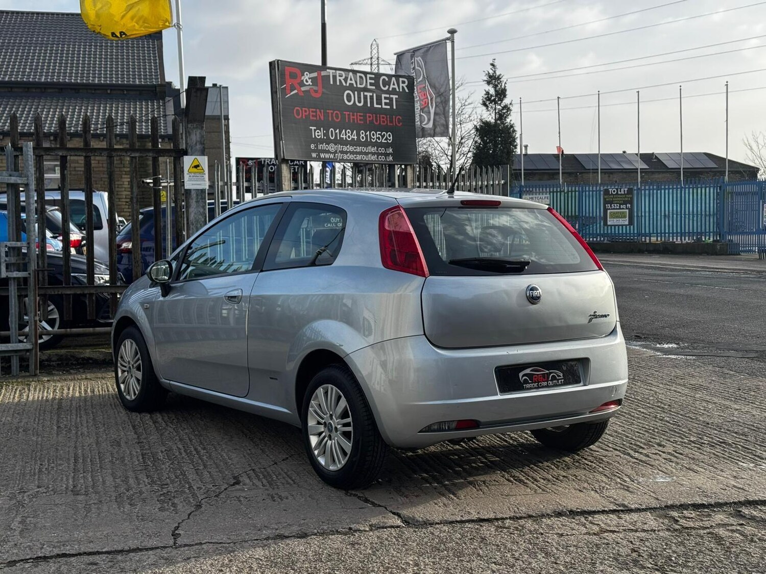 Vehicle 29