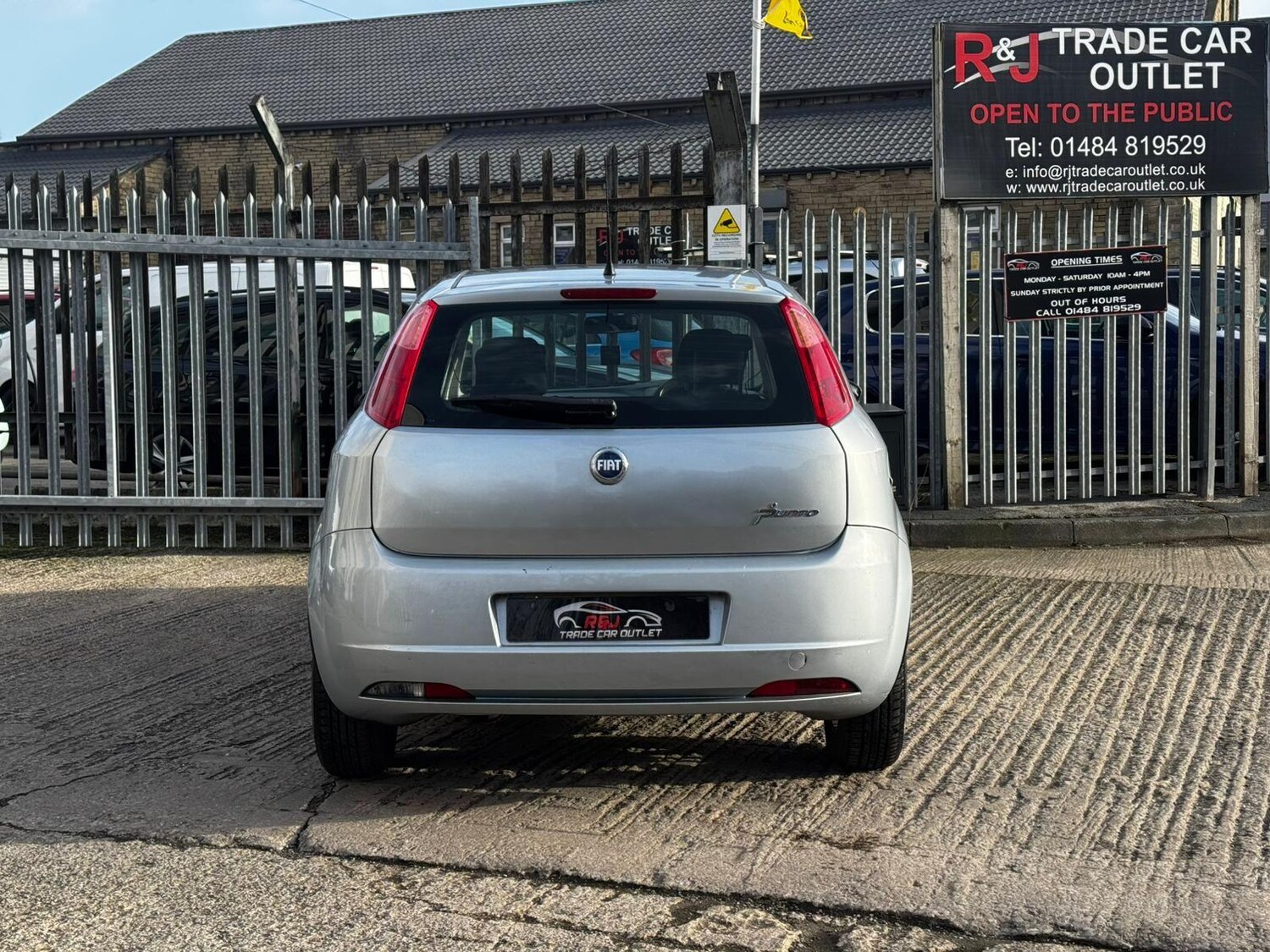 Vehicle 33