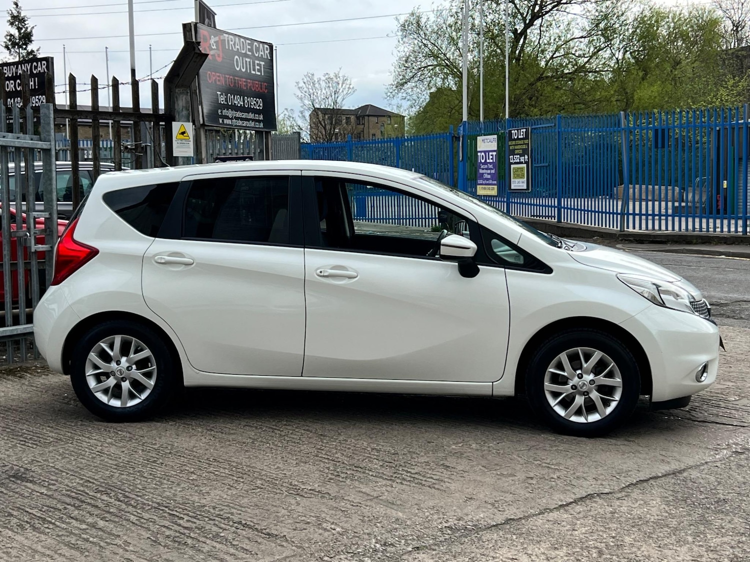 Used Nissan Note 2015 for sale - 76991343: Photo 10