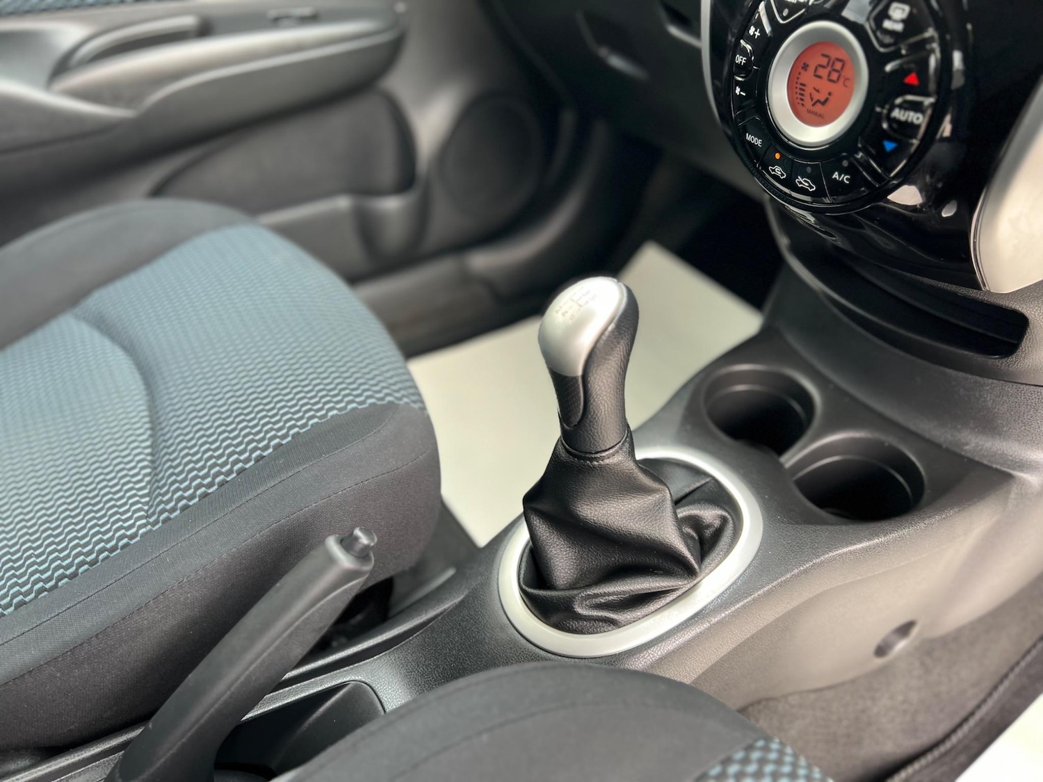 Used Nissan Note 2015 for sale - 76991343: Photo 39