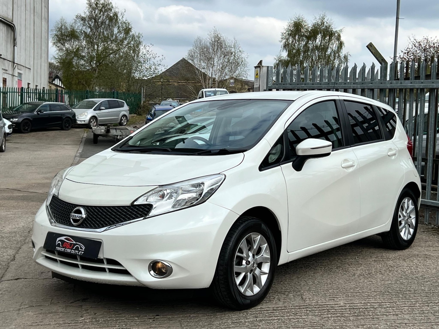 Used Nissan Note 2015 for sale - 76991343: Photo 5