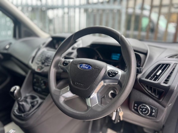 Used Ford Transit Connect 2018 for sale - 76012130: Photo 40