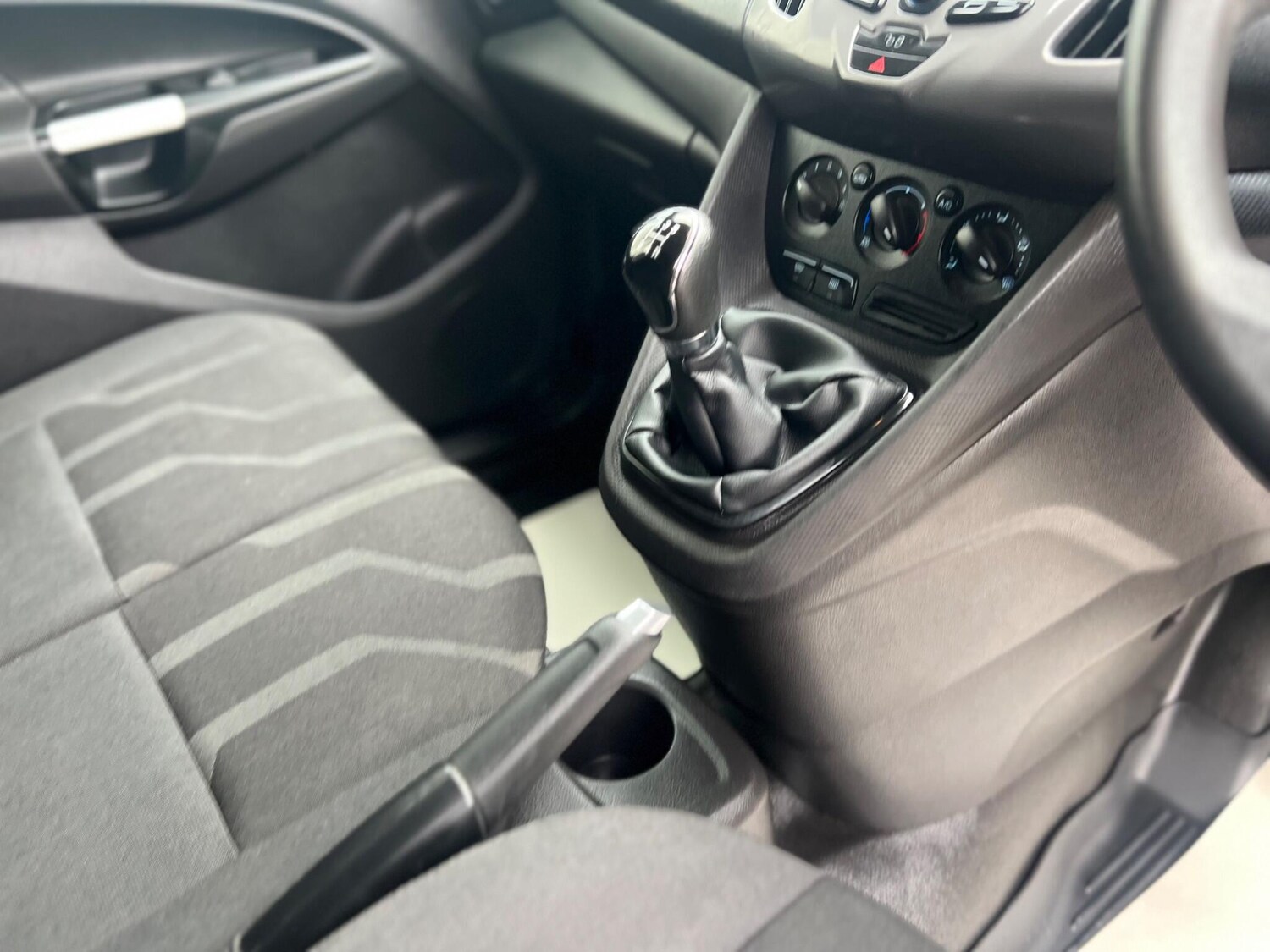 Used Ford Transit Connect 2018 for sale - 76012130: Photo 48