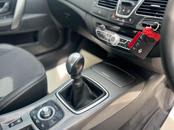 Used Renault Laguna 2011 for sale - 76012691: Photo 39