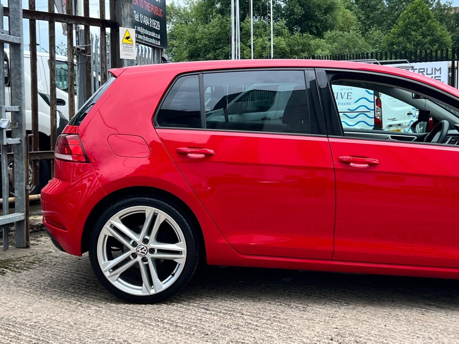 Used Volkswagen Golf 2019 for sale - 77249764: Photo 10