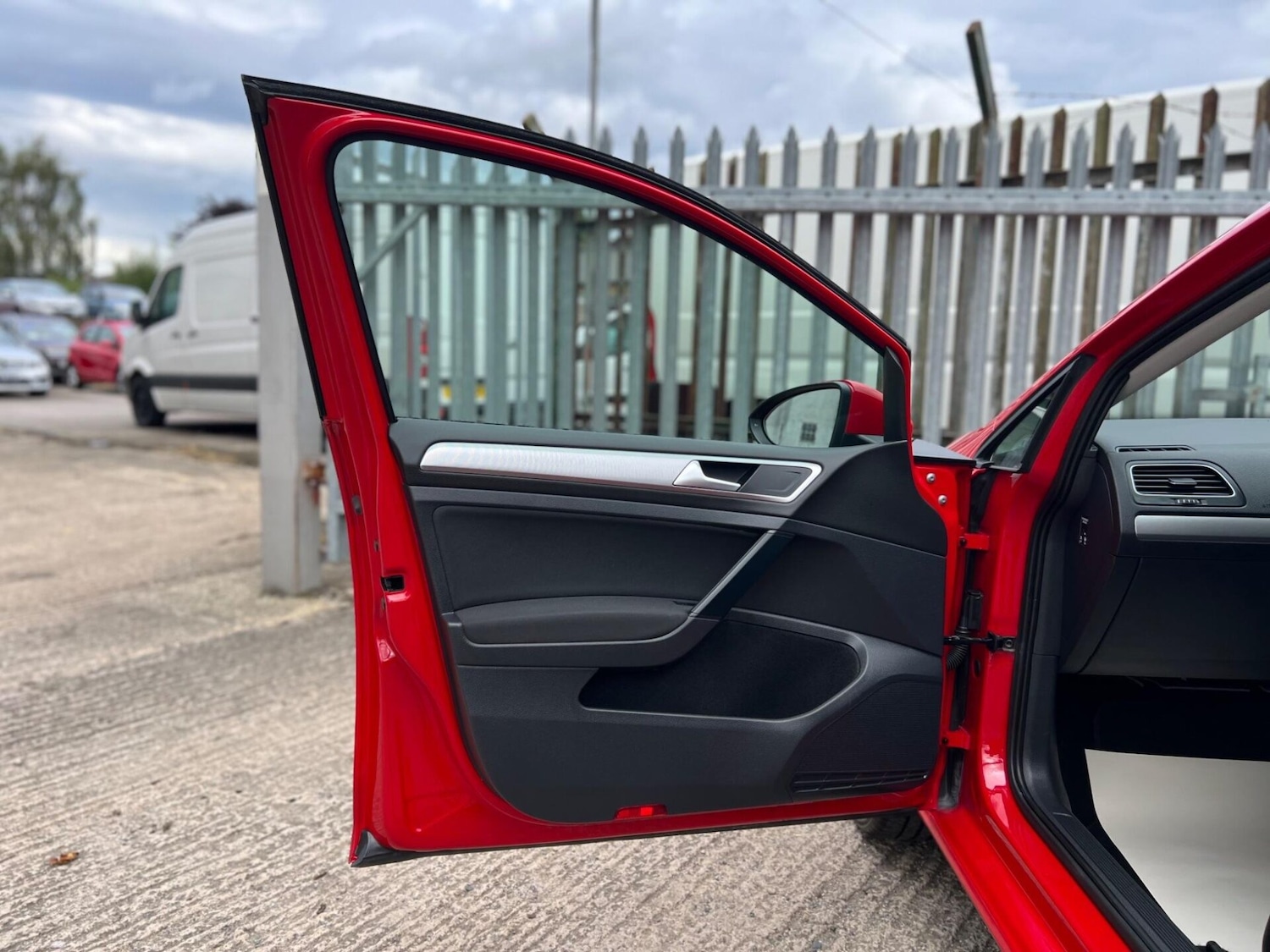 Used Volkswagen Golf 2019 for sale - 77249764: Photo 63