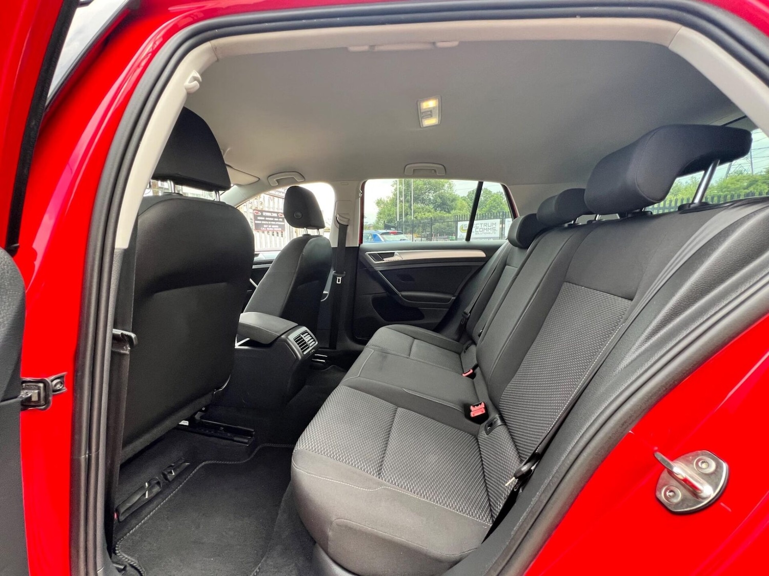 Used Volkswagen Golf 2019 for sale - 77249764: Photo 67