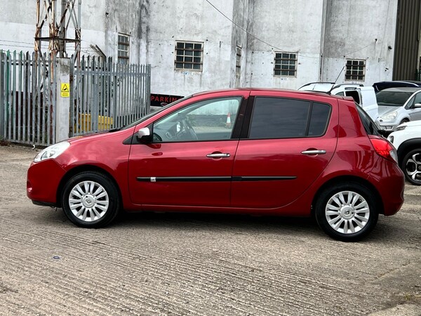 Used Renault Clio 2010 for sale - 74759048: Photo 13