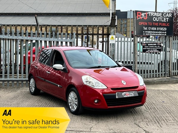 Used Renault Clio 2010 for sale - 74759048: Photo 1