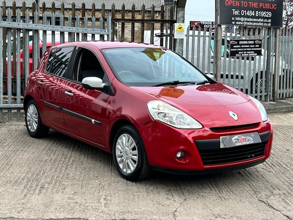 Used Renault Clio 2010 for sale - 74759048: Photo 3