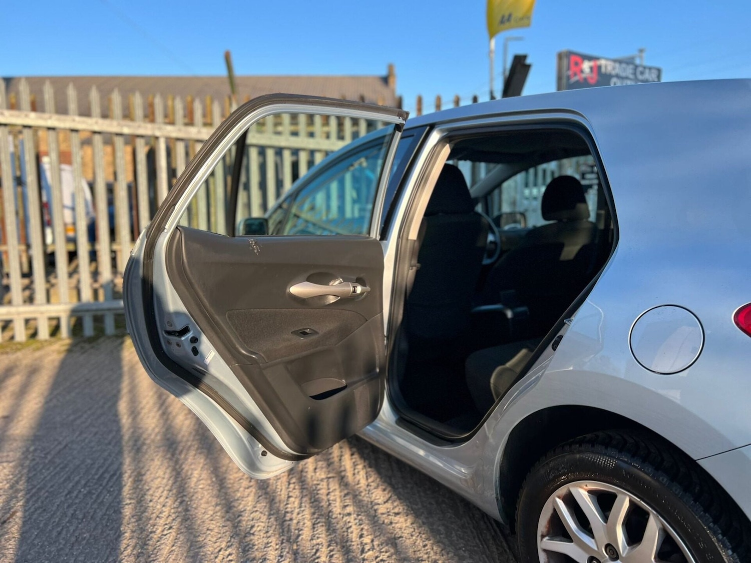 Used Toyota Auris 2007 for sale - 77776432: Photo 46