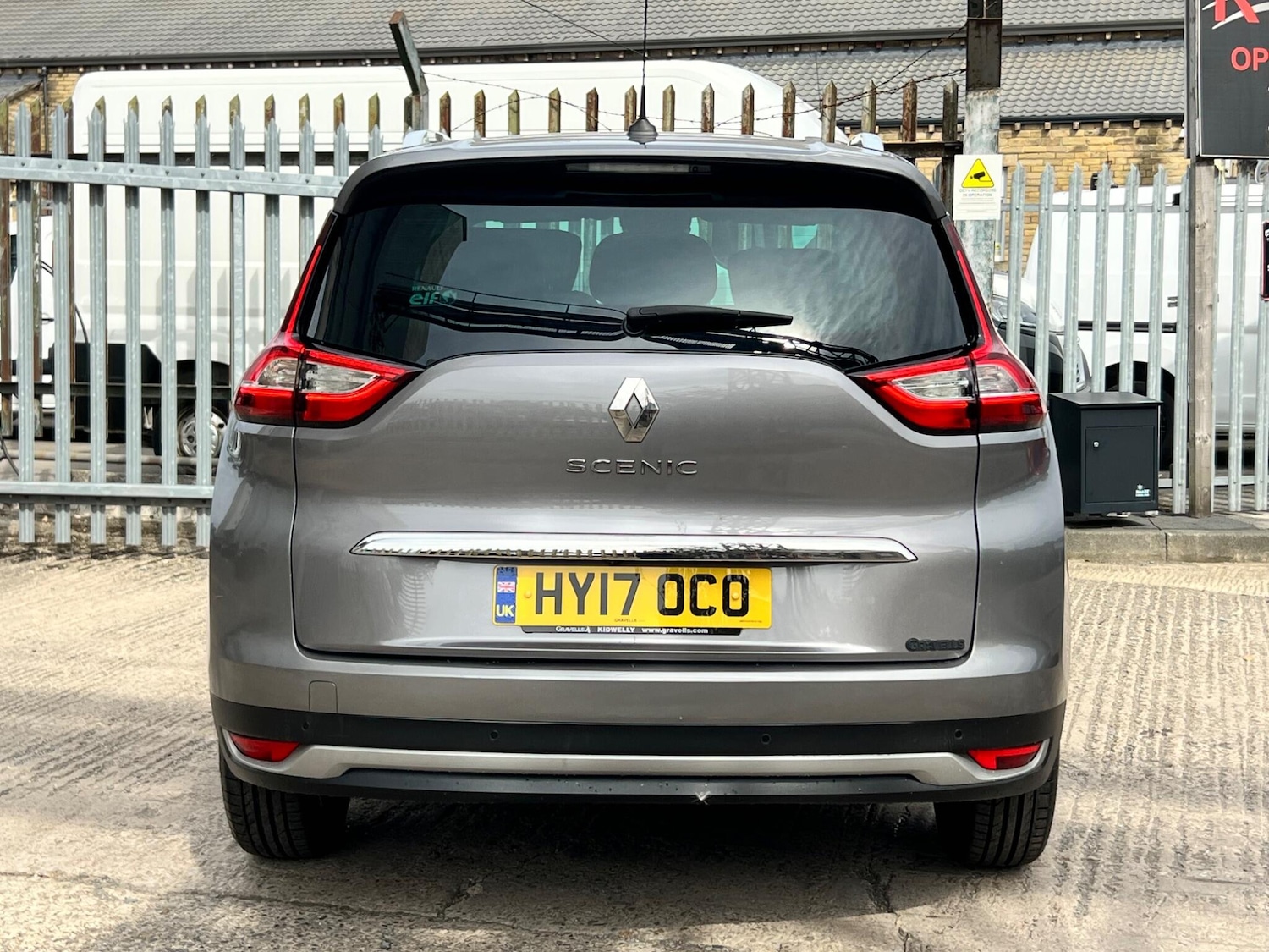 Used Renault Grand Scenic 2017 for sale - 77081317: Photo 20