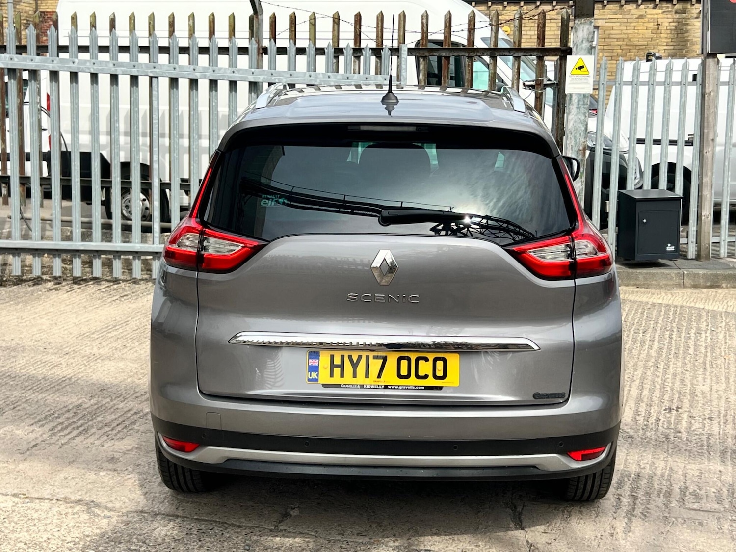 Used Renault Grand Scenic 2017 for sale - 77081317: Photo 21