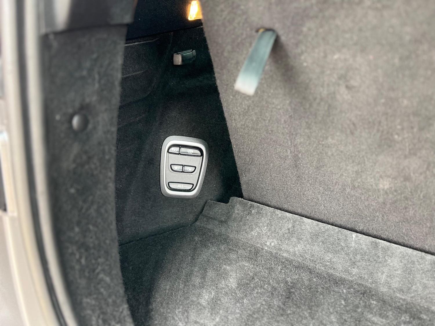 Used Renault Grand Scenic 2017 for sale - 77081317: Photo 26