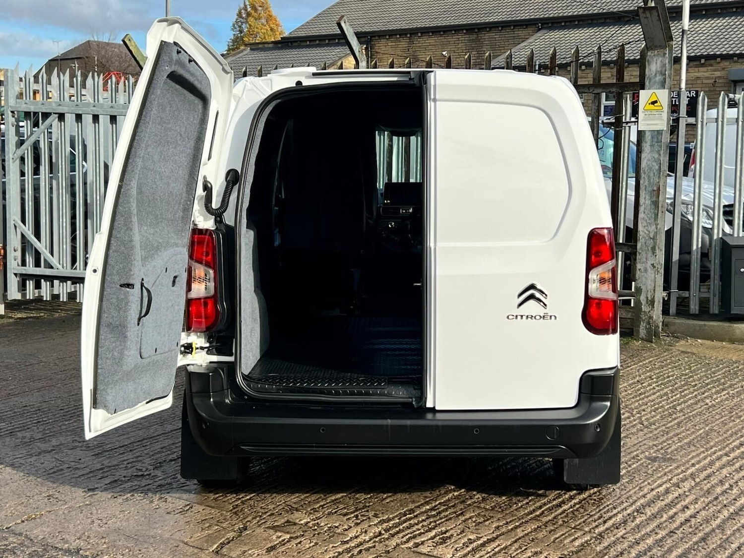 Used Citroen Berlingo 2019 for sale - 77249738: Photo 24