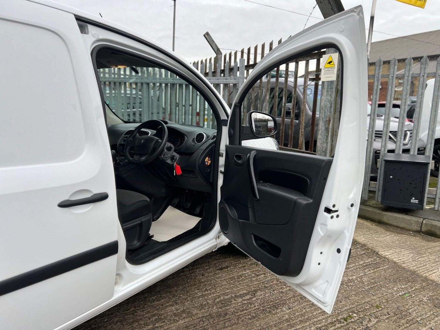 Used Renault Kangoo 2020 for sale - 77249691: Photo 51