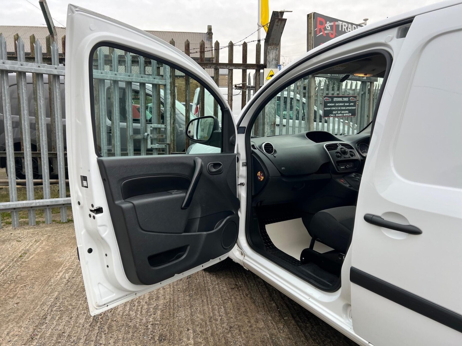 Used Renault Kangoo 2020 for sale - 77249691: Photo 59