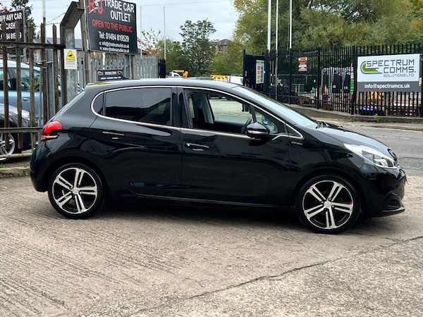 Used Peugeot 208 2016 for sale - 76283362: Photo 15