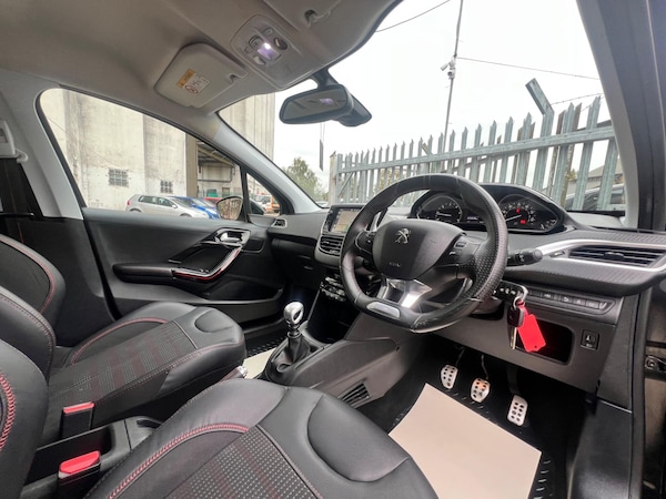 Used Peugeot 208 2016 for sale - 76283362: Photo 31