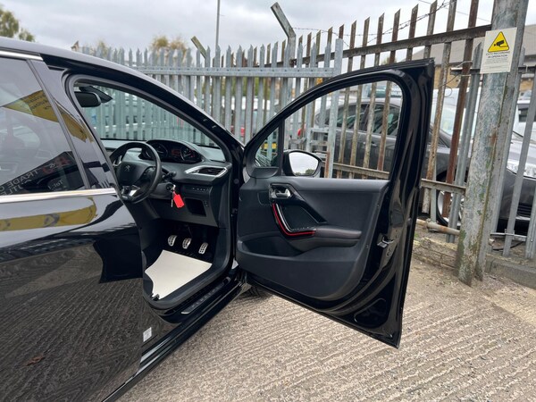 Used Peugeot 208 2016 for sale - 76283362: Photo 47