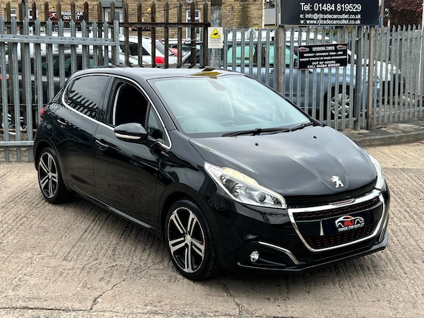 Used Peugeot 208 2016 for sale - 76283362: Photo 5