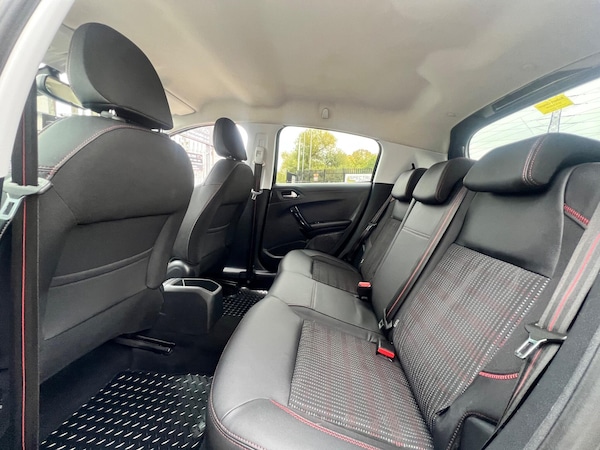 Used Peugeot 208 2016 for sale - 76283362: Photo 64