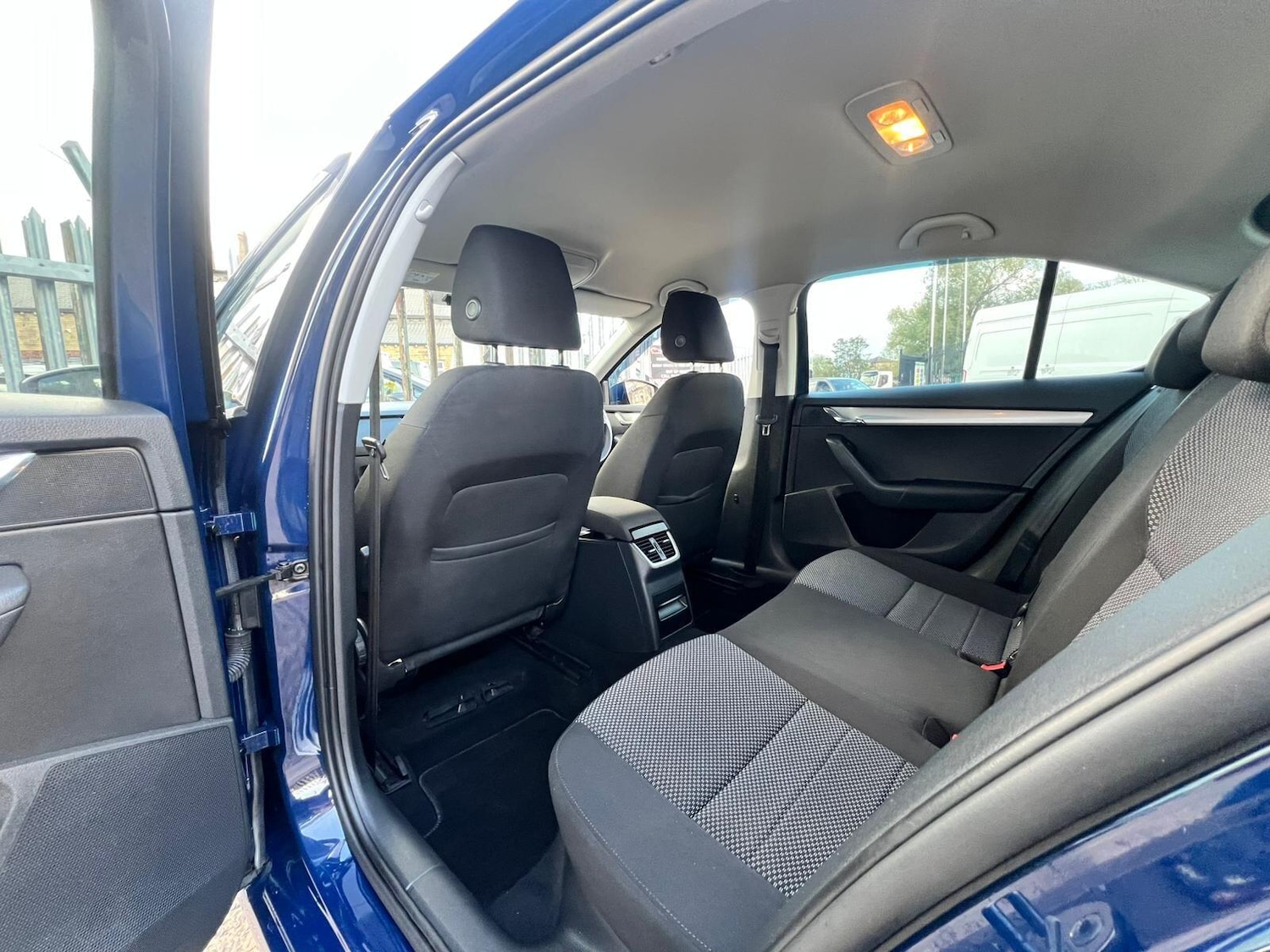 Used Skoda Octavia for sale - 76409507: Photo 60