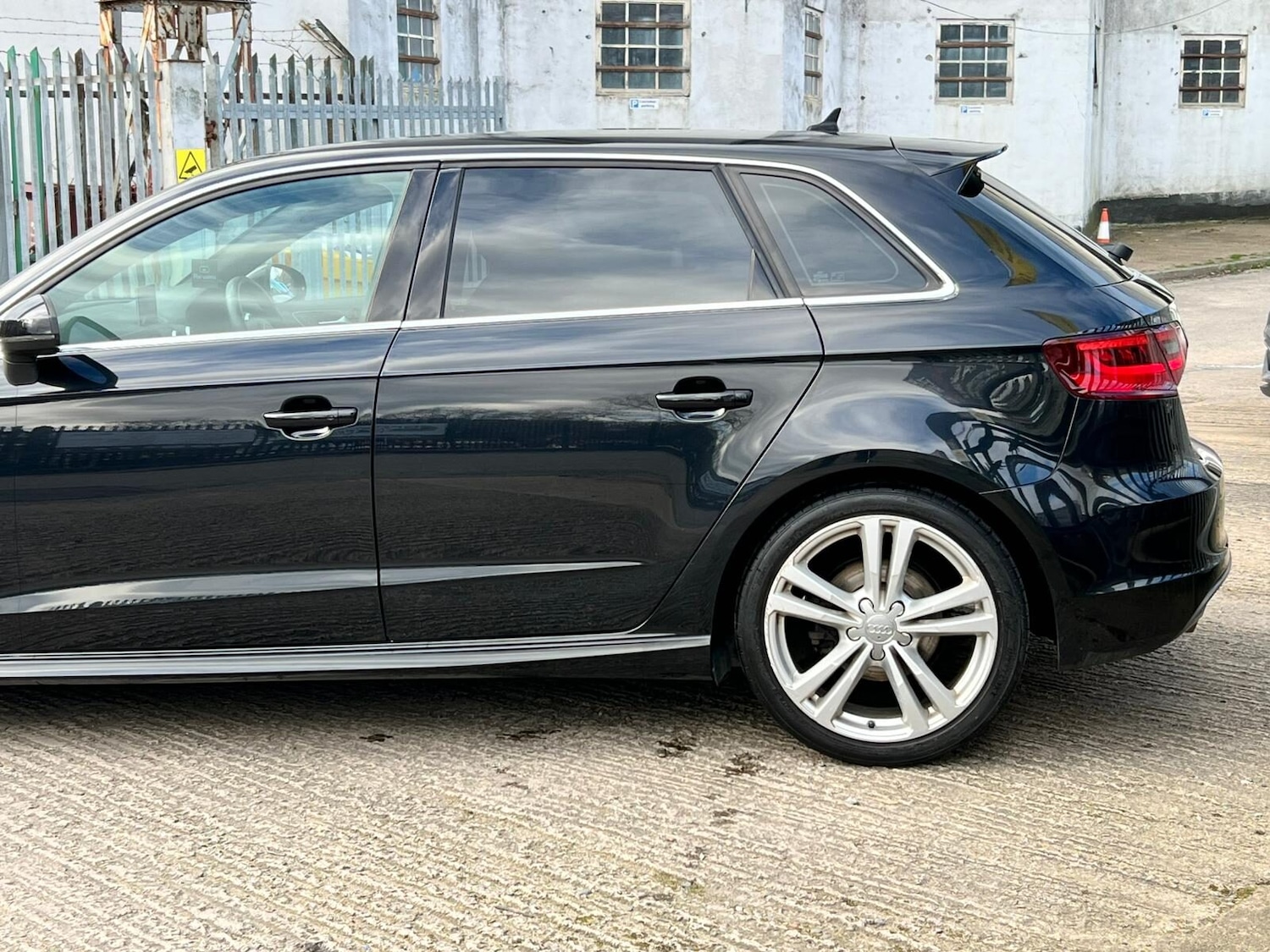 Used Audi A3 2013 for sale - 77820381: Photo 19