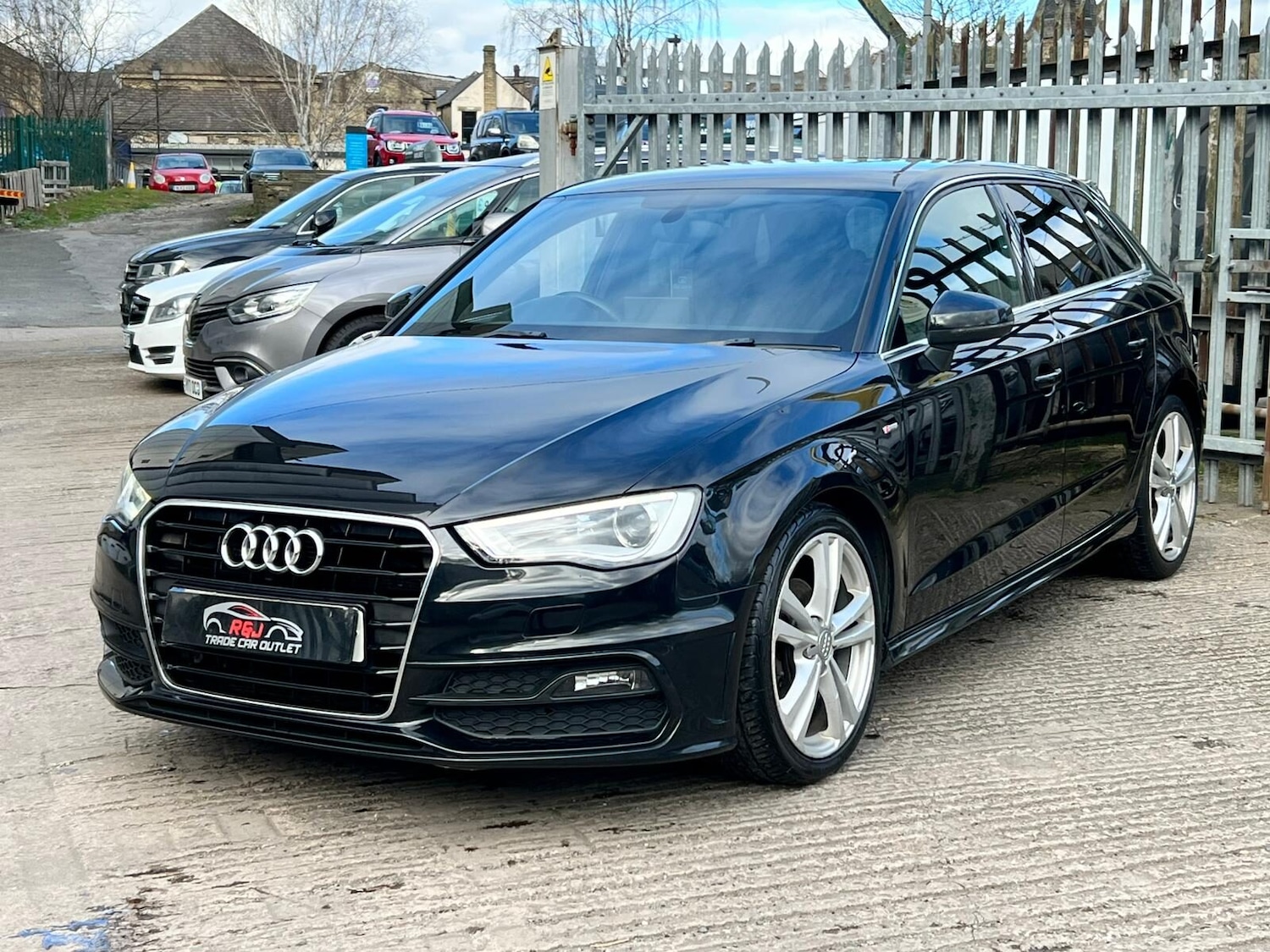 Used Audi A3 2013 for sale - 77820381: Photo 3