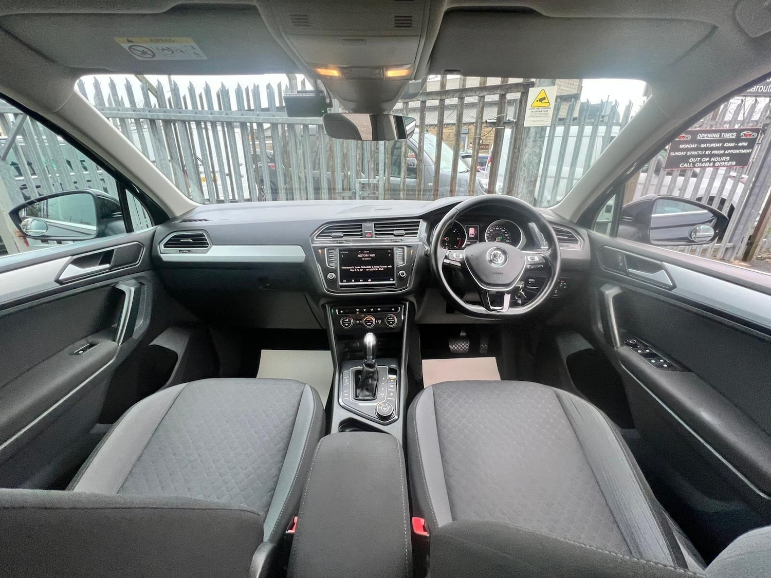 Used Volkswagen Tiguan 2017 for sale - 77040288: Photo 28