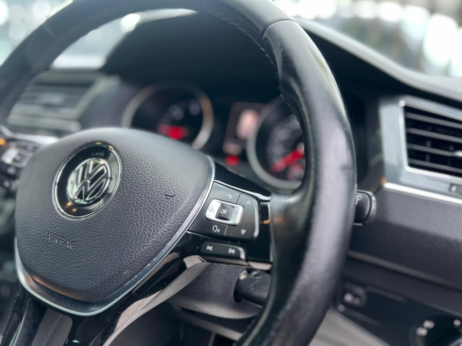 Used Volkswagen Tiguan 2017 for sale - 77040288: Photo 38