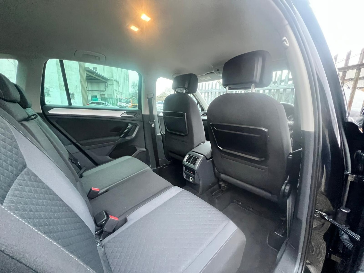 Used Volkswagen Tiguan 2017 for sale - 77040288: Photo 52