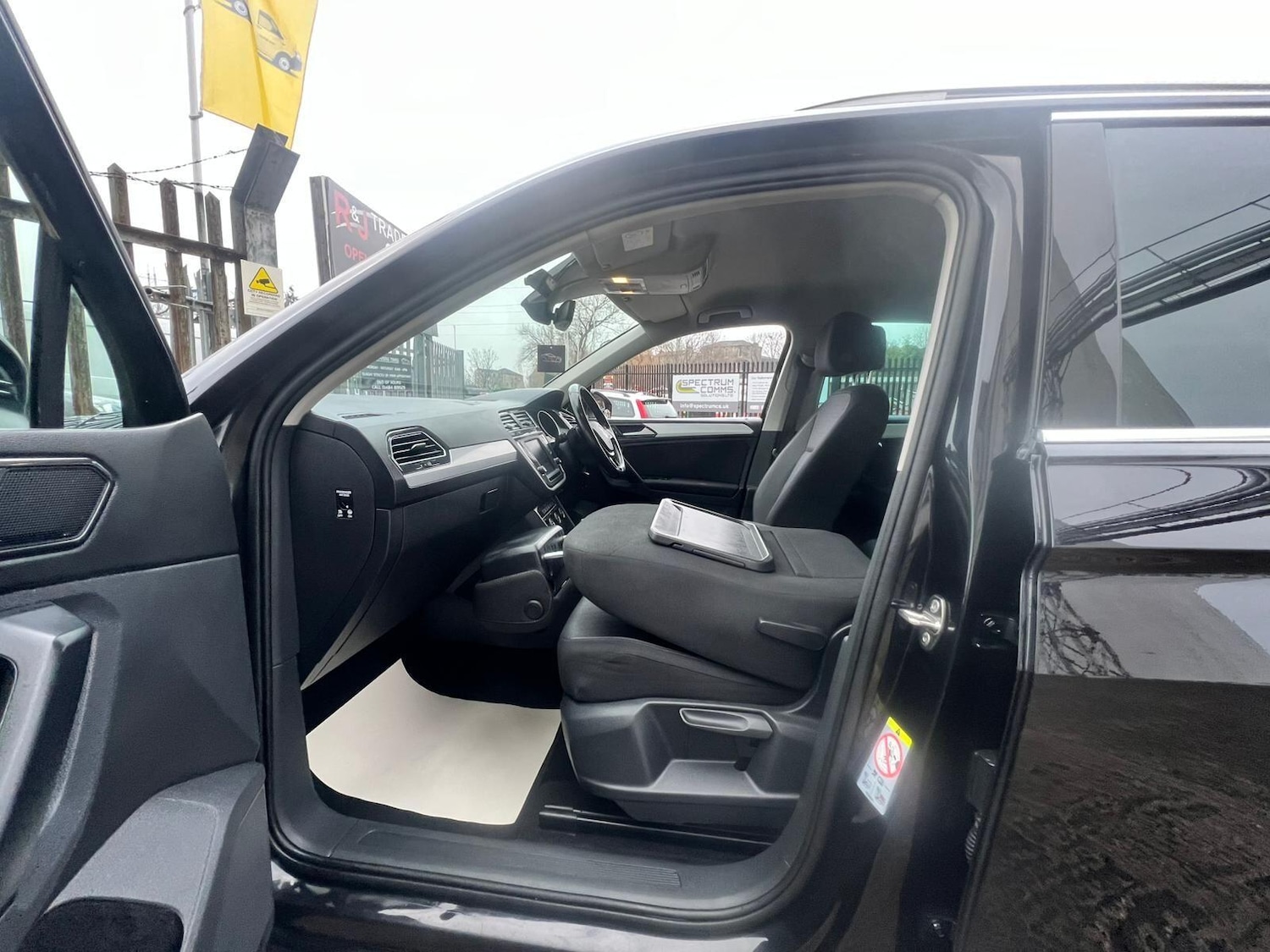 Used Volkswagen Tiguan 2017 for sale - 77040288: Photo 59