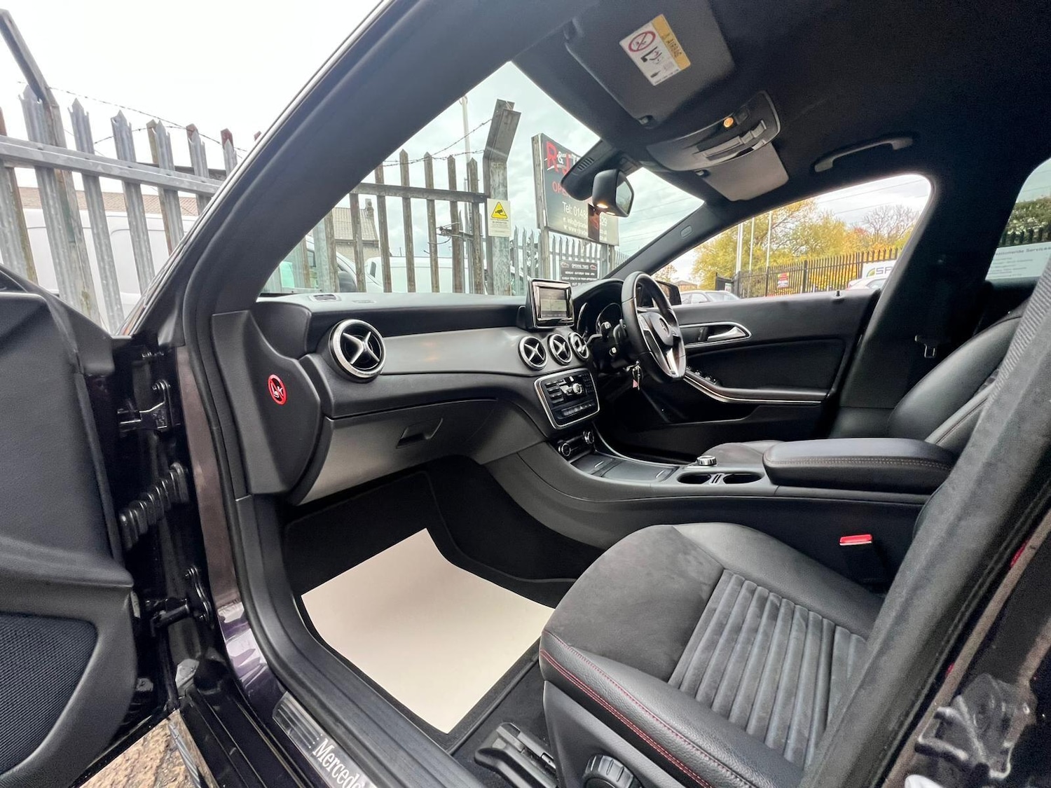 Used Mercedes-Benz CLA 2014 for sale - 76485256: Photo 43