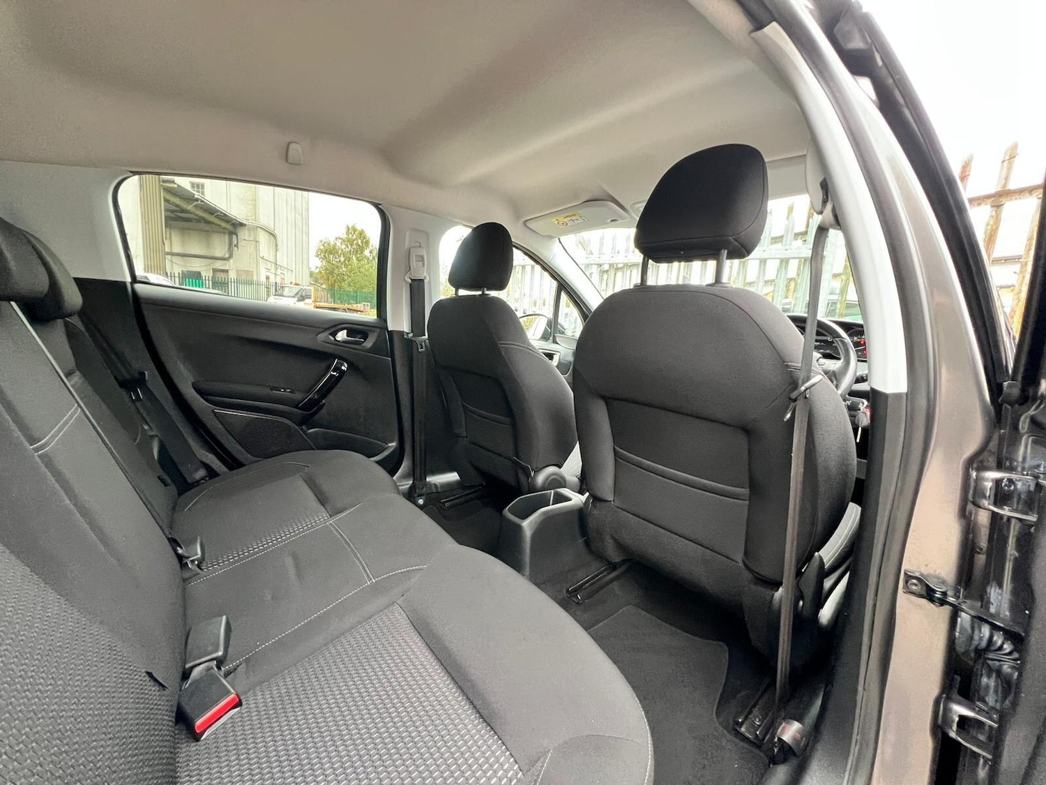 Used Peugeot 208 for sale - 76992044: Photo 48