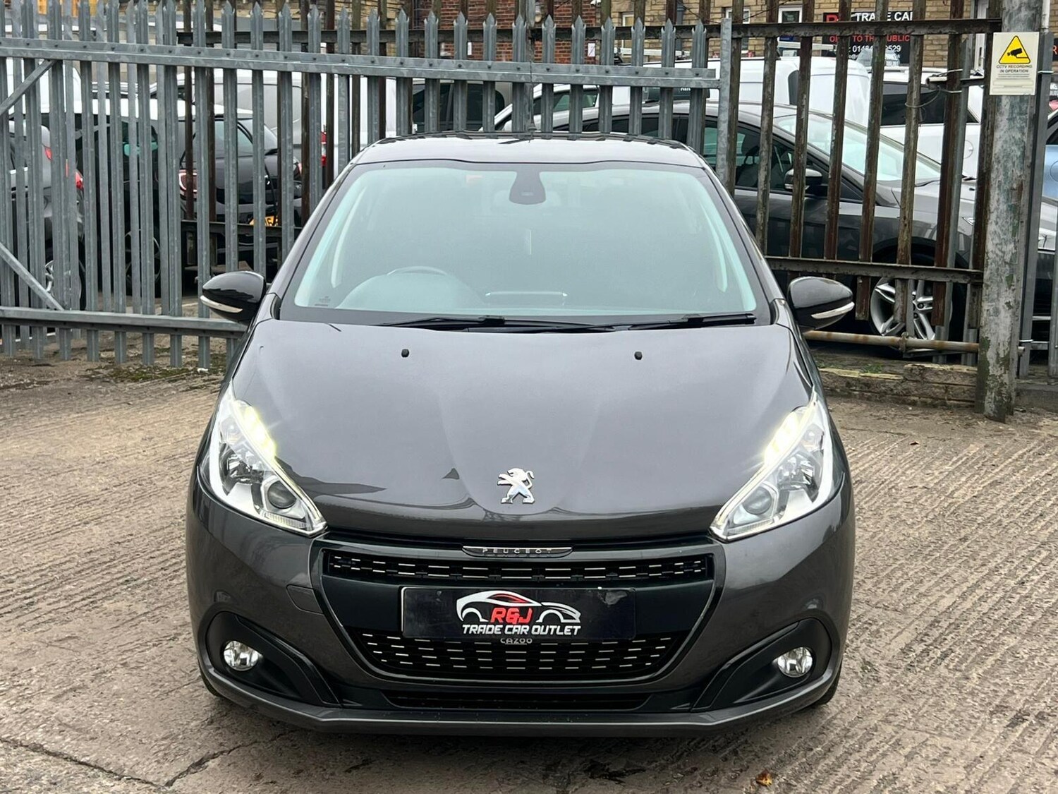 Used Peugeot 208 for sale - 76992044: Photo 8