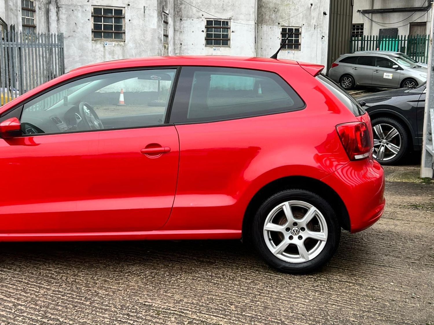 Used Volkswagen Polo 2010 for sale - 77029127: Photo 15