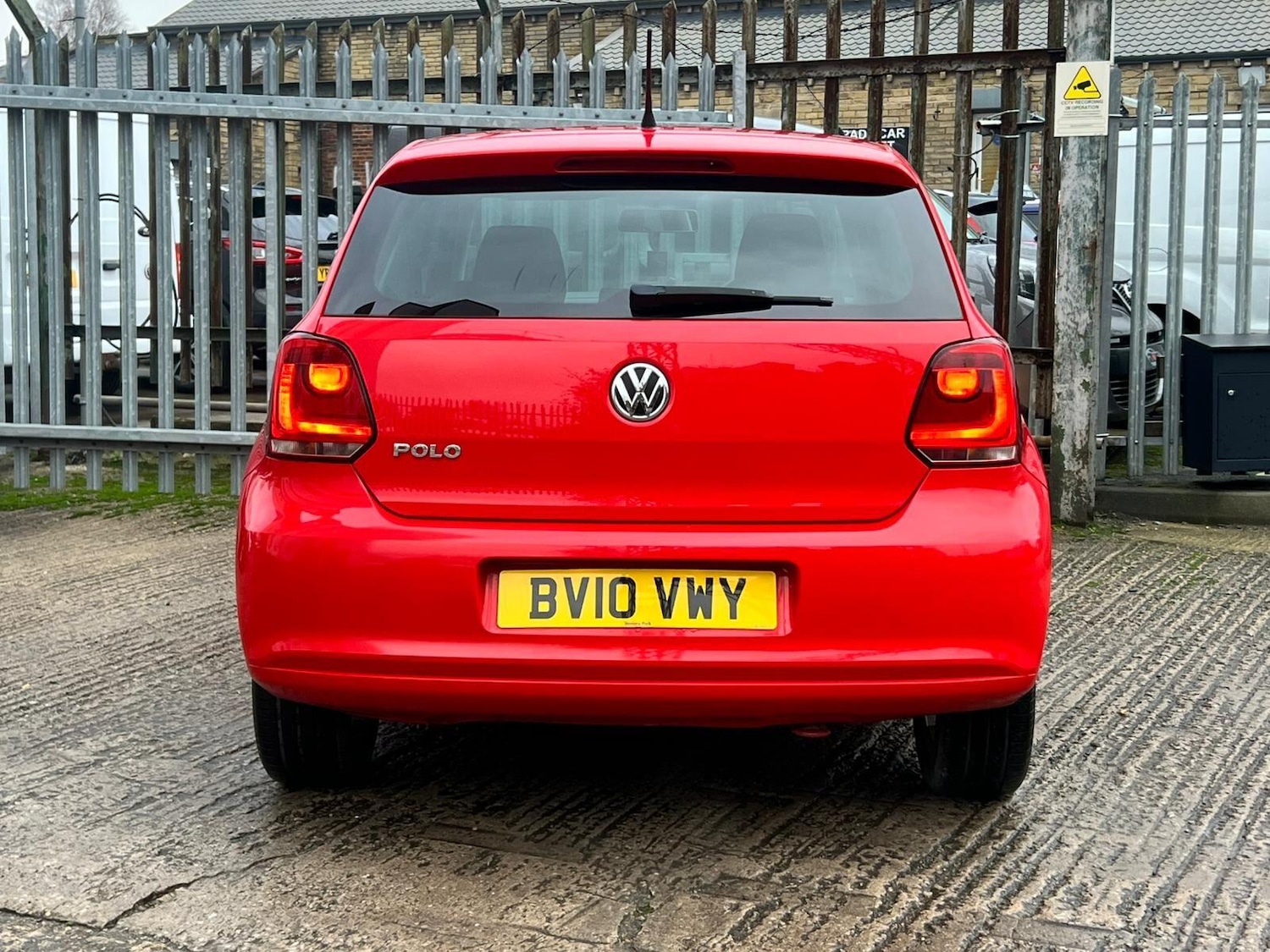 Used Volkswagen Polo 2010 for sale - 77029127: Photo 20
