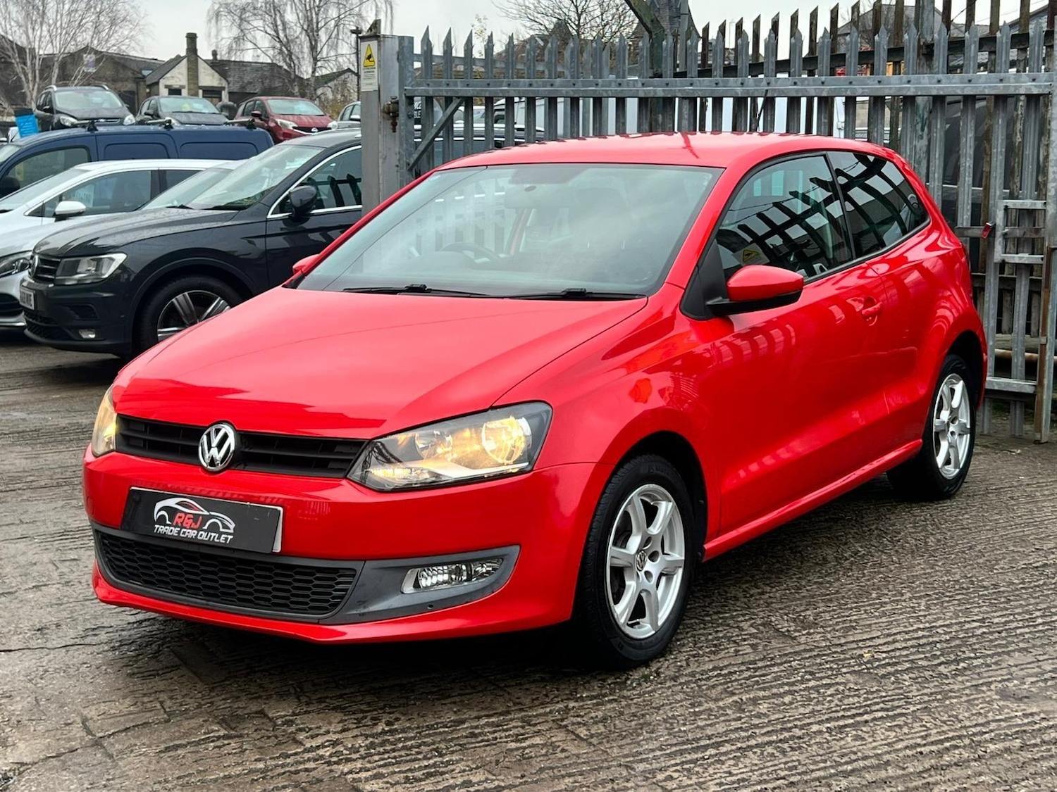 Used Volkswagen Polo 2010 for sale - 77029127: Photo 3