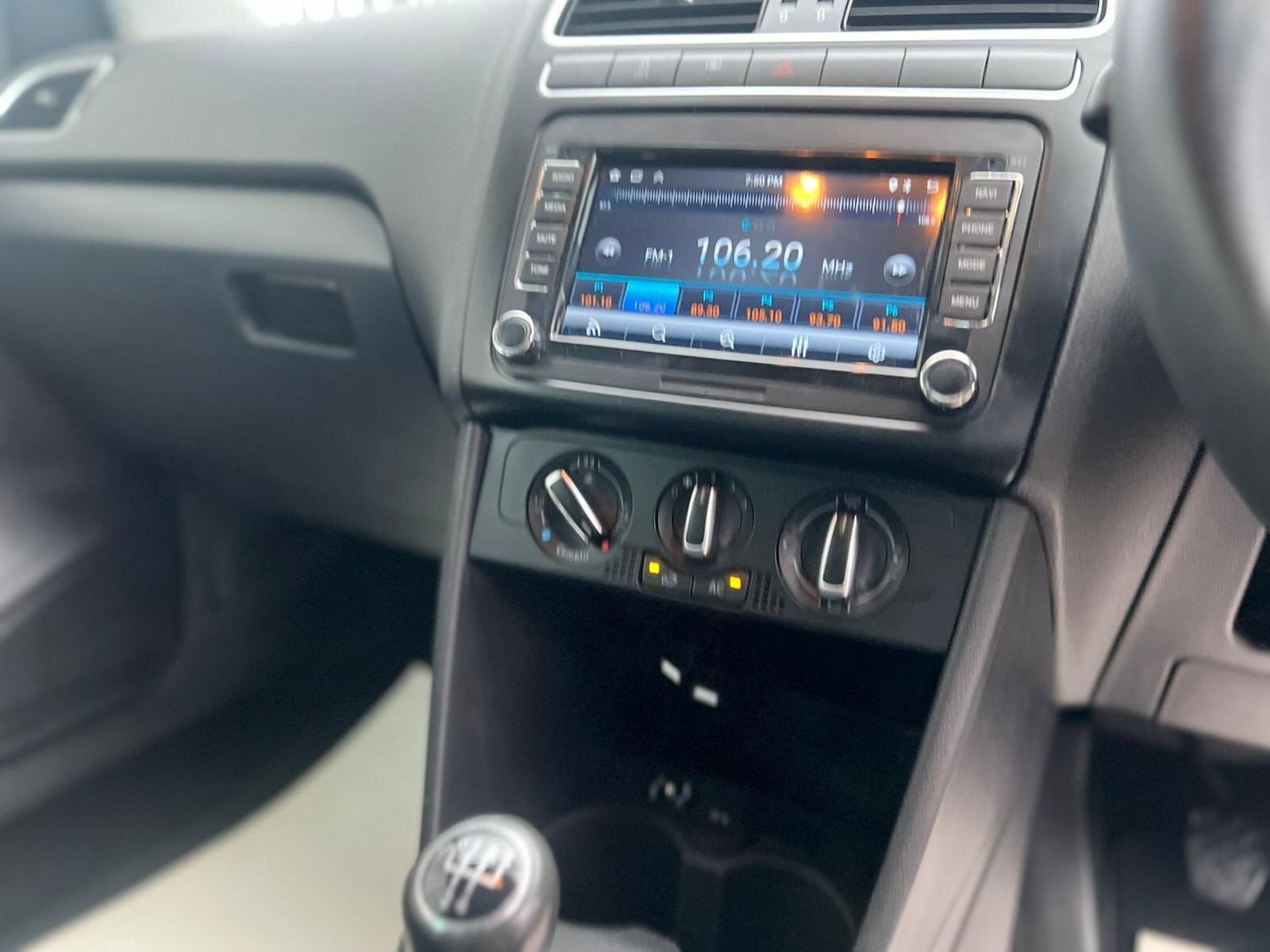 Used Volkswagen Polo 2010 for sale - 77029127: Photo 35