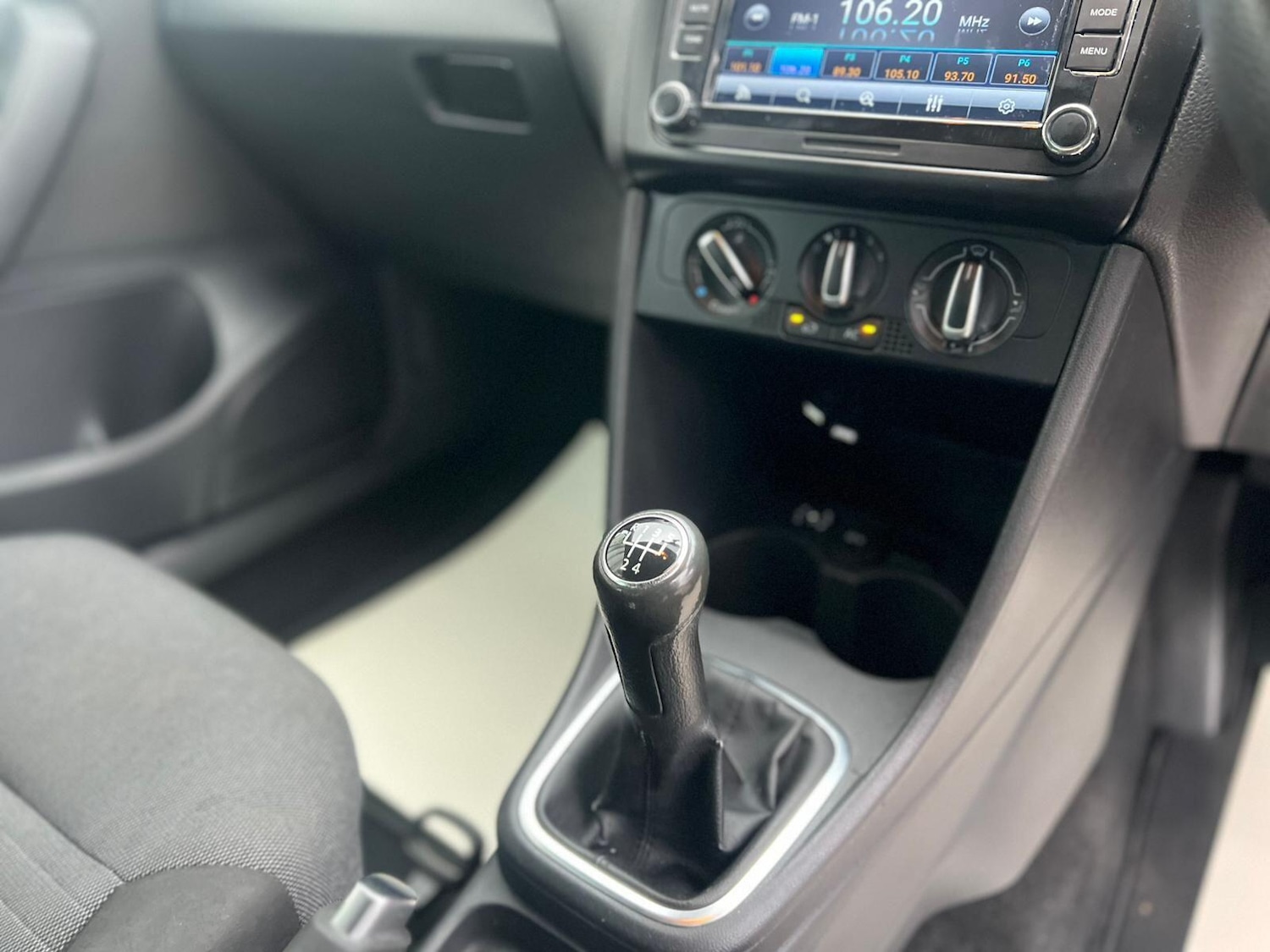 Used Volkswagen Polo 2010 for sale - 77029127: Photo 38