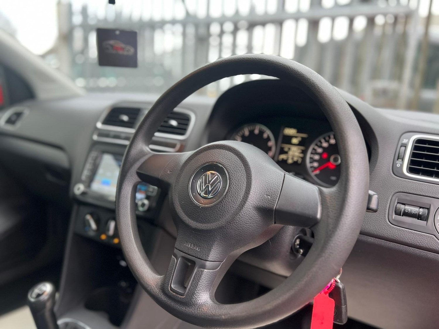 Used Volkswagen Polo 2010 for sale - 77029127: Photo 39