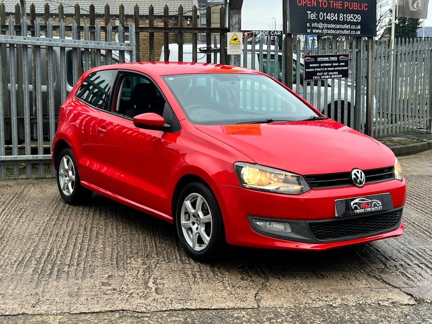 Used Volkswagen Polo 2010 for sale - 77029127: Photo 4