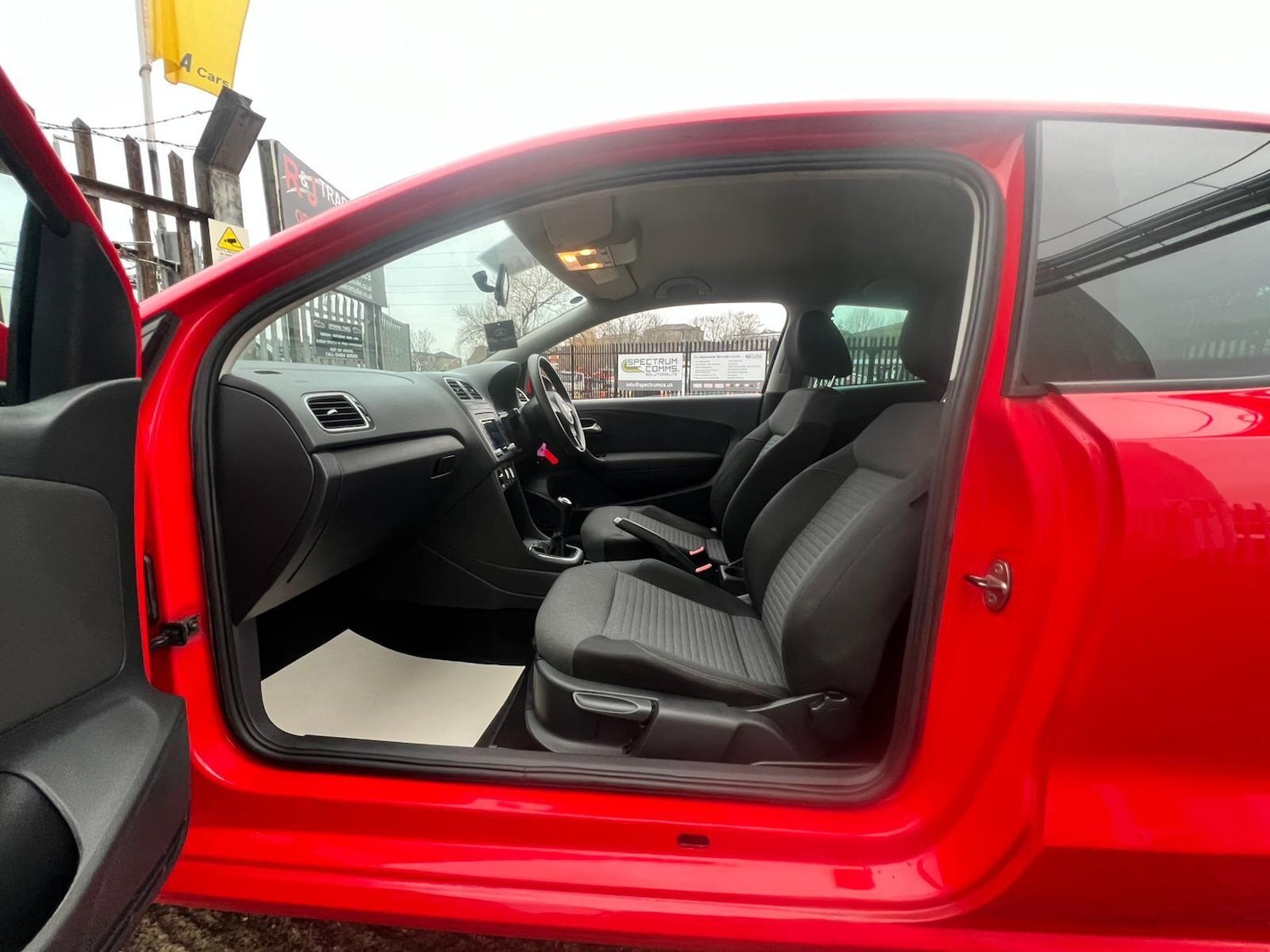 Used Volkswagen Polo 2010 for sale - 77029127: Photo 48