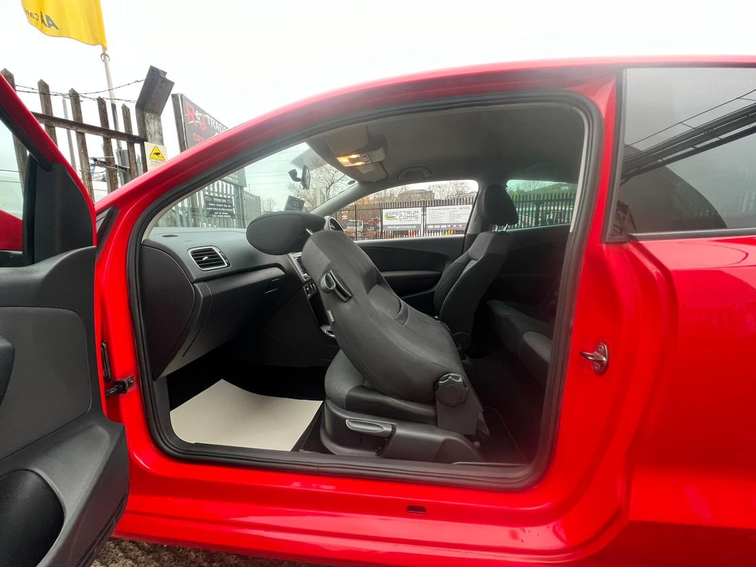 Used Volkswagen Polo 2010 for sale - 77029127: Photo 50