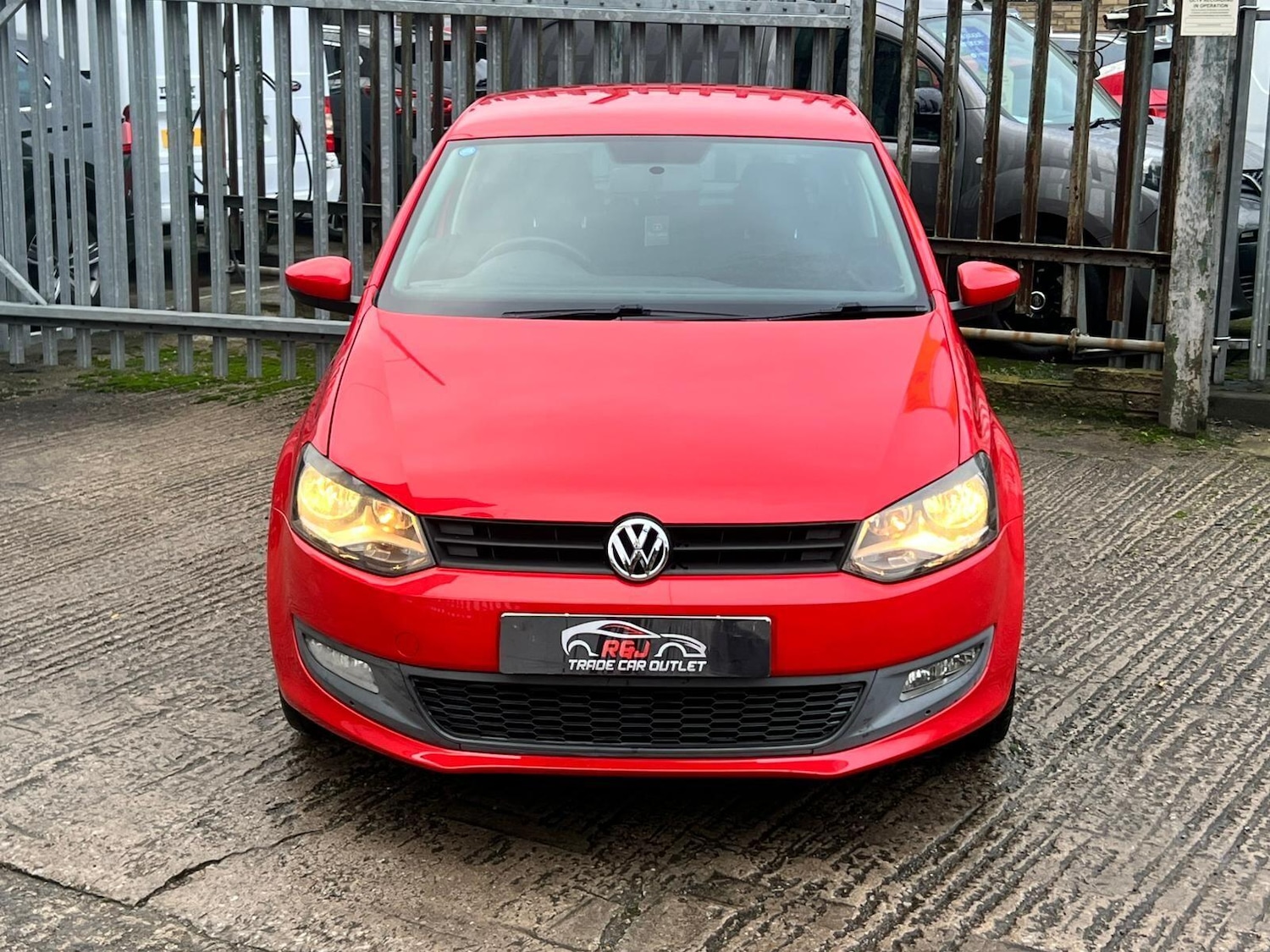 Used Volkswagen Polo 2010 for sale - 77029127: Photo 7