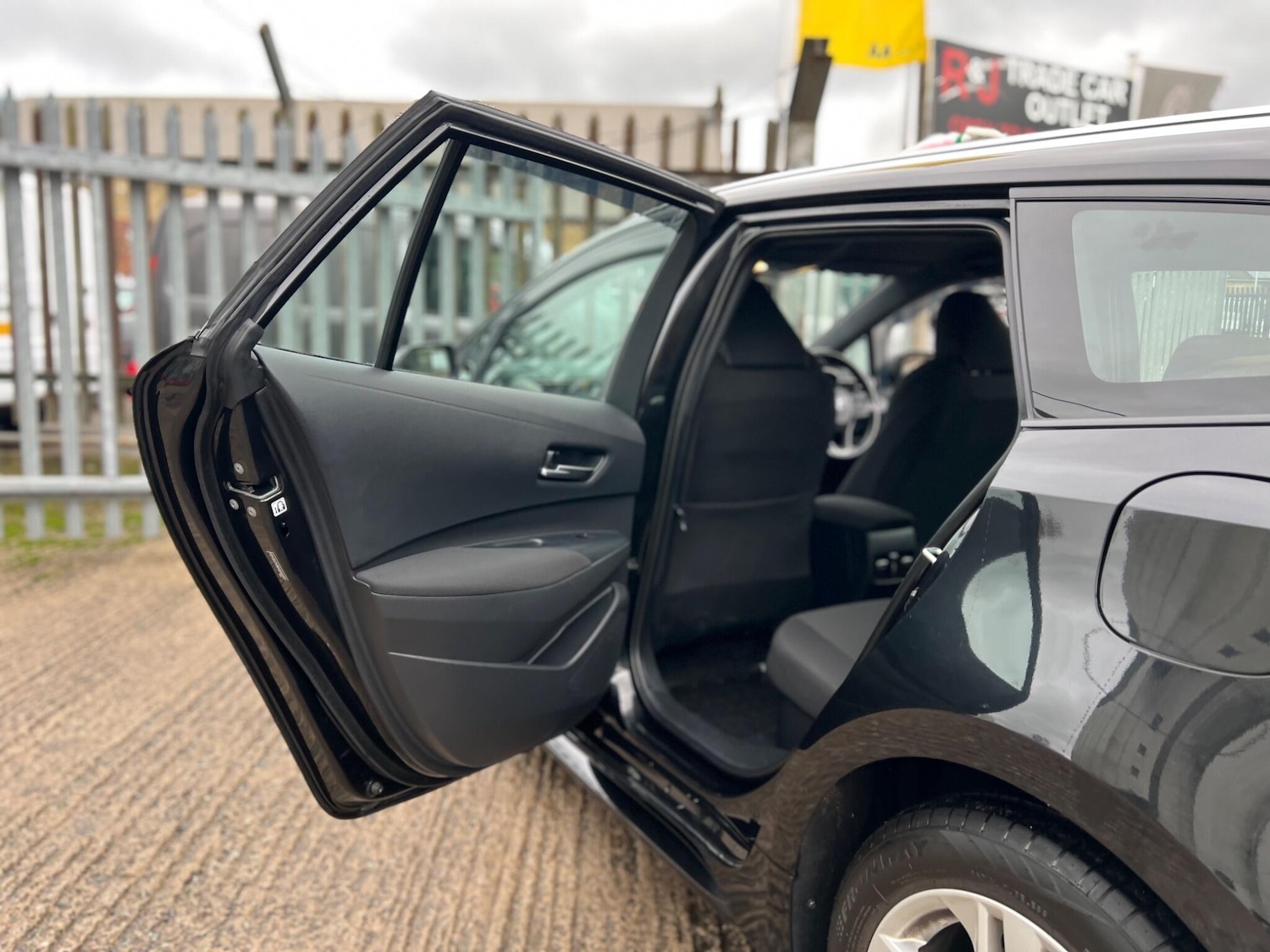 Used Toyota Corolla for sale - 77215325: Photo 66