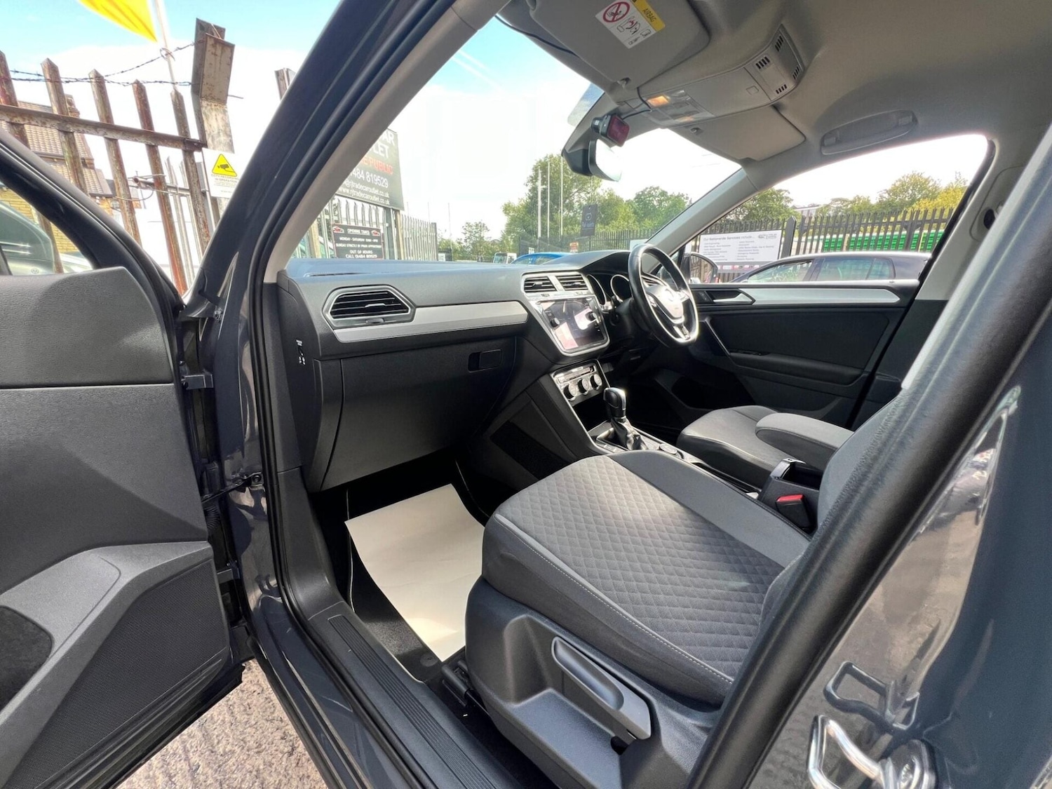 Used Volkswagen Tiguan 2019 for sale - 77249739: Photo 63