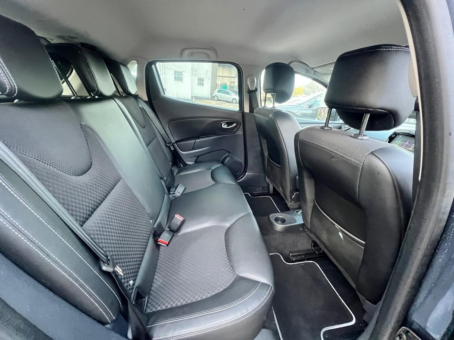 Used Renault Clio 2018 for sale - 77249772: Photo 39